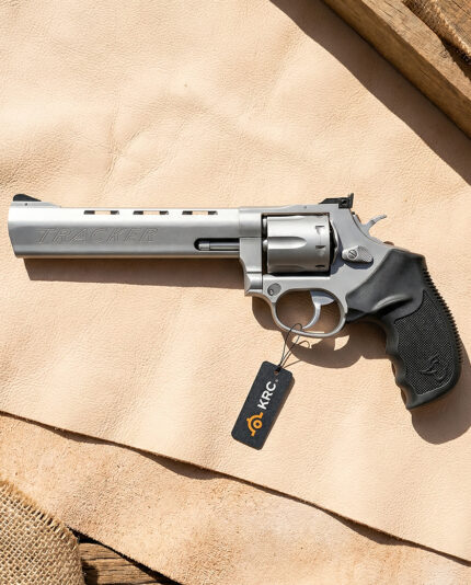 Revólver Taurus 832 Tracker CAL. .38 SPL e .380 ACP 6,5″